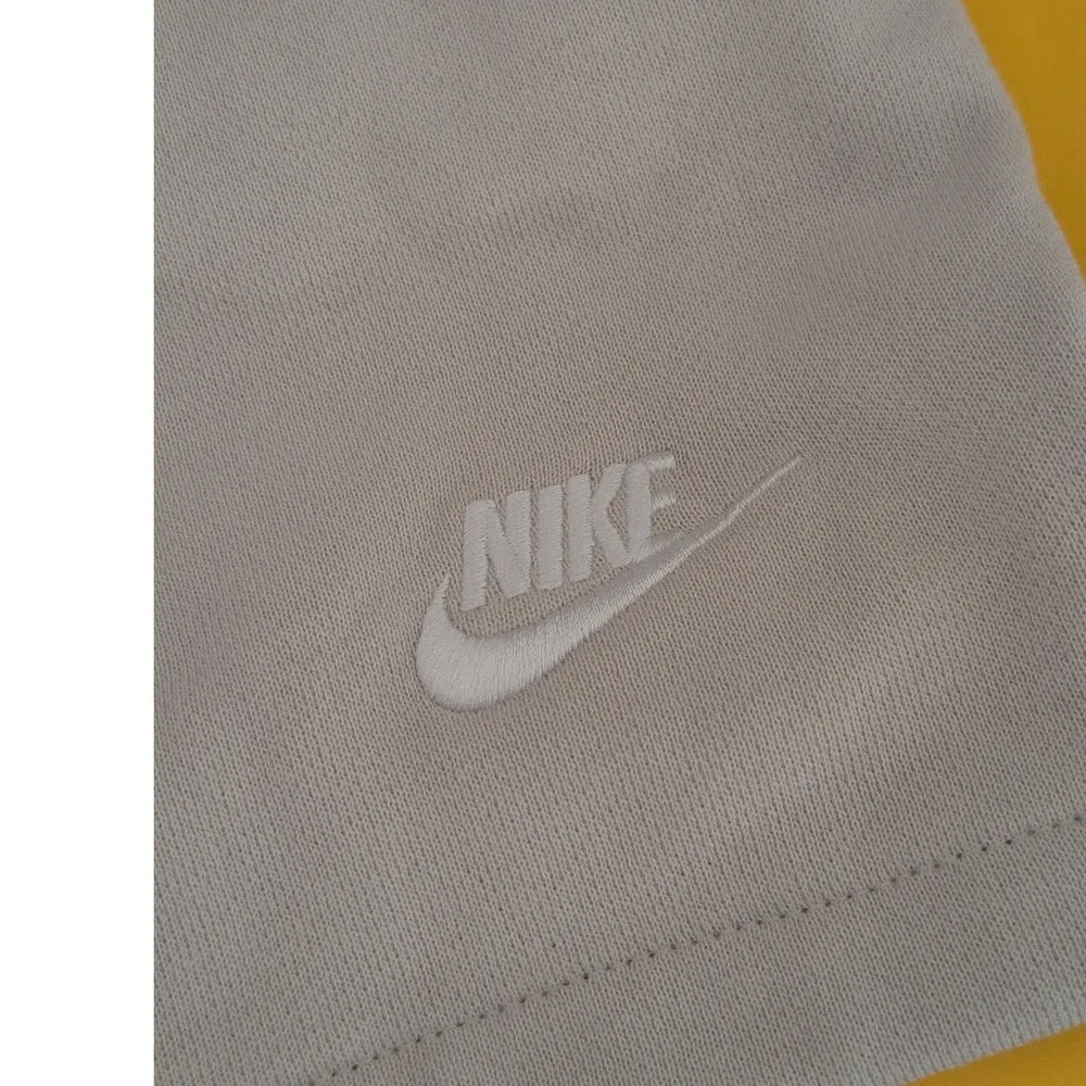 NWT Nike Mens XXL Sportswear Club Fleece Shorts Light Orewood